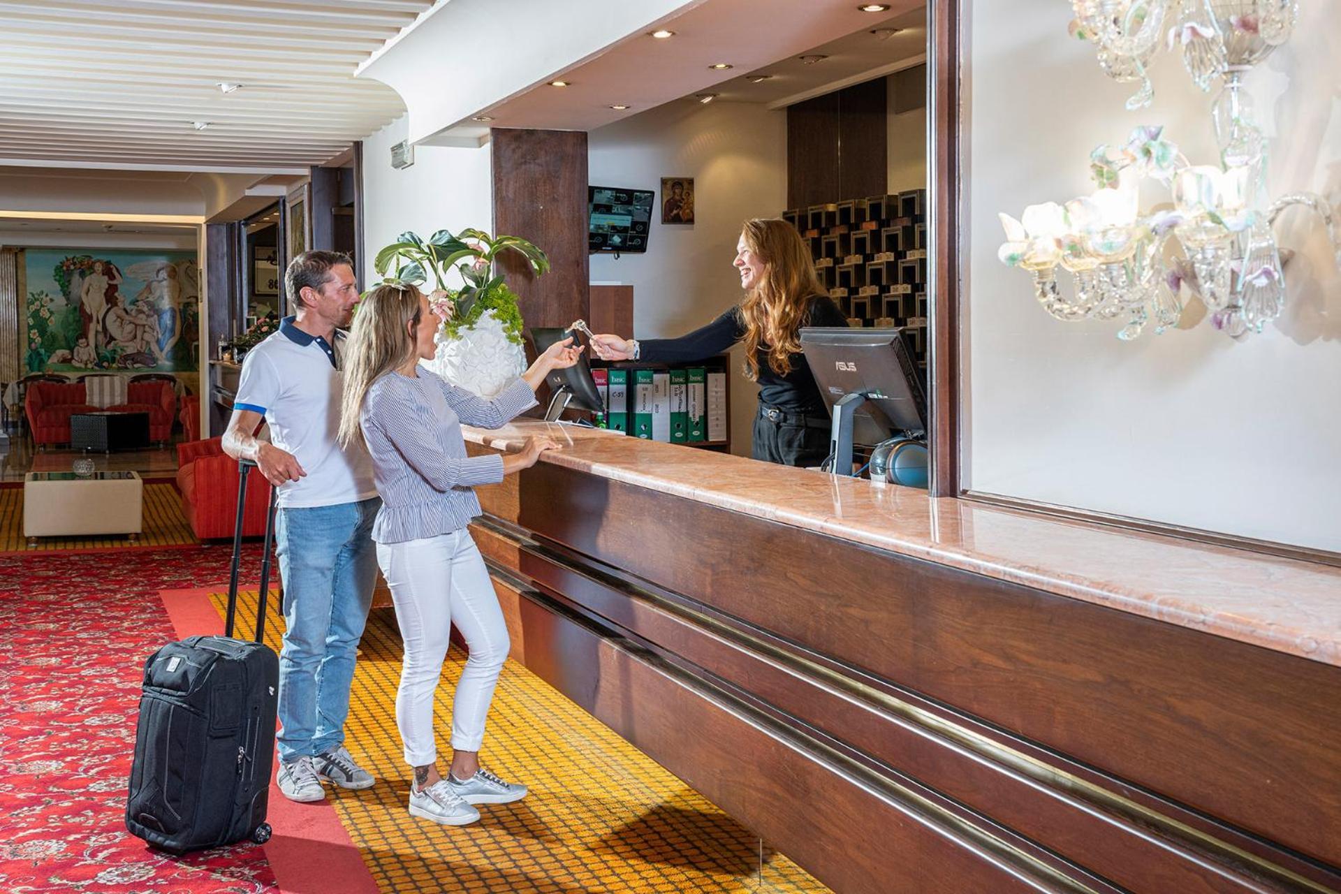 Hotel Terme Olympia Монтегротто-Терме Экстерьер фото